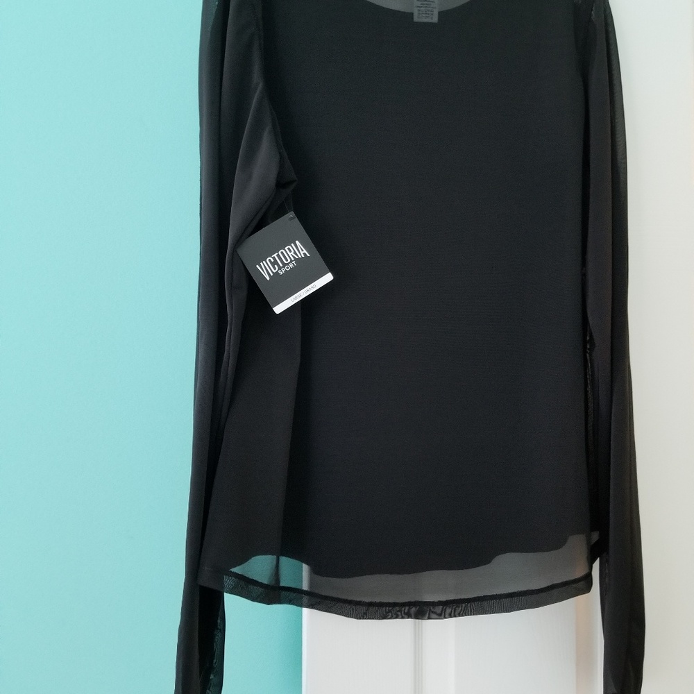 Victoria secret sport mesh top. Brand new with tag